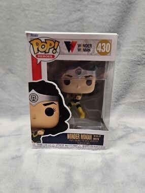 Funko Pop Heroes Wonder Woman #430 - Yellow, Black and White